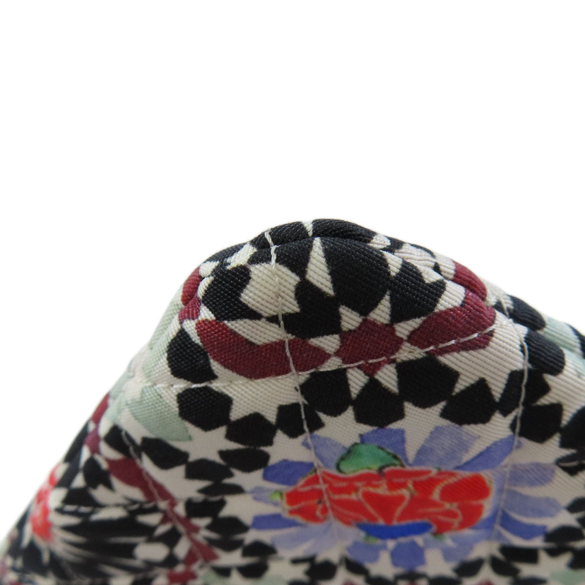 CHANEL シャネル A82074 ココマーク 花モチーフ シルバー金具 アクセサリーポーチ キャンバス レディース 中古