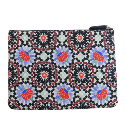 CHANEL シャネル A82074 ココマーク 花モチーフ シルバー金具 アクセサリーポーチ キャンバス レディース 中古