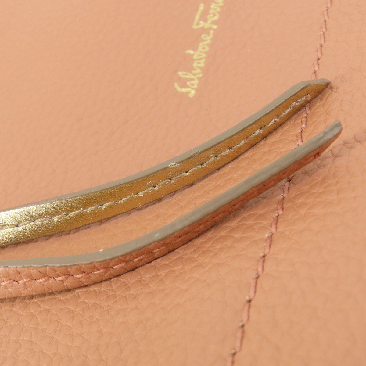 Salvatore Ferragamo サルヴァトーレフェラガモ ガンチーニ金具 トートバッグ レザー レディース 中古