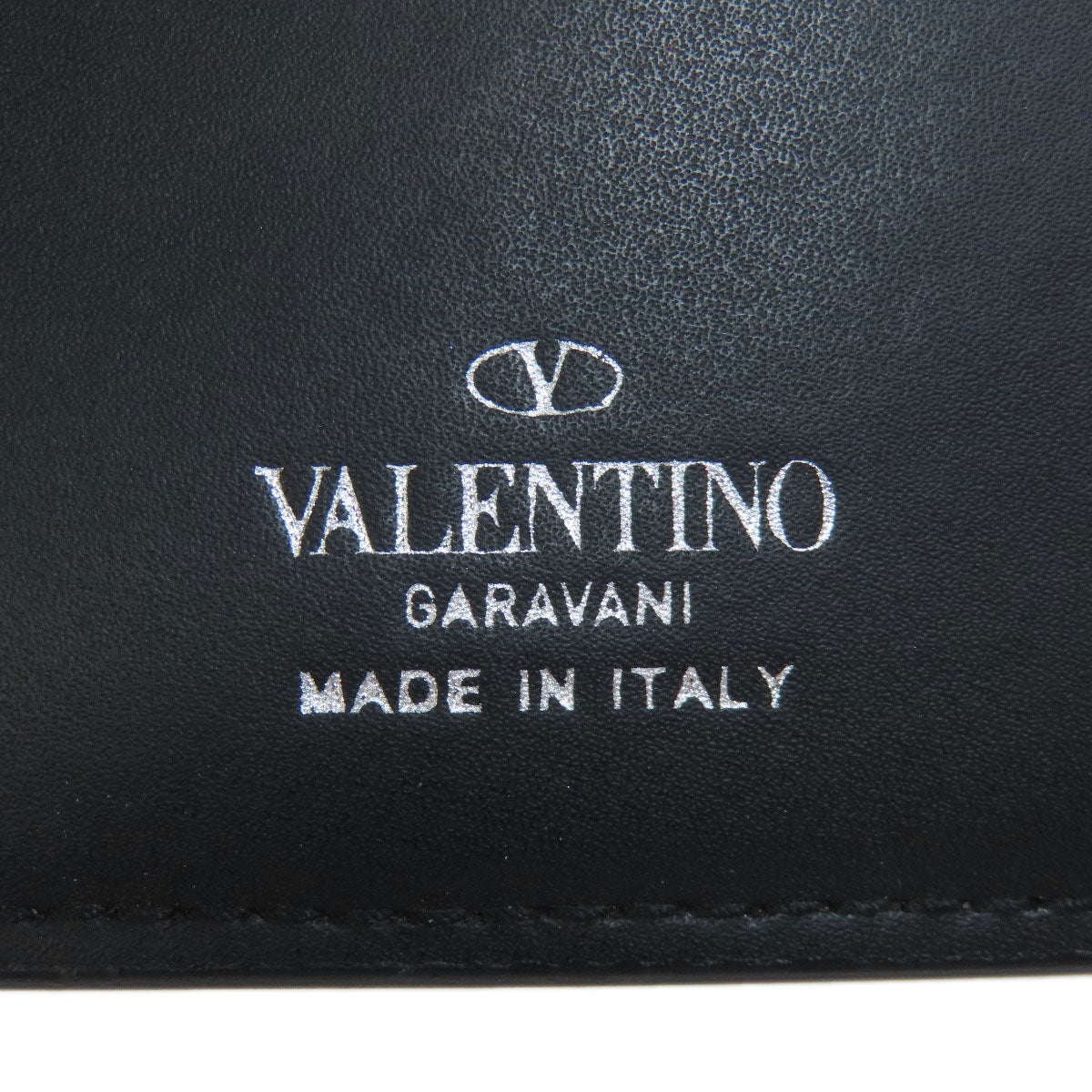 VALENTINO バレンティノ ネックウォレット 二つ折り財布（小銭入れあり） レザー レディース 中古