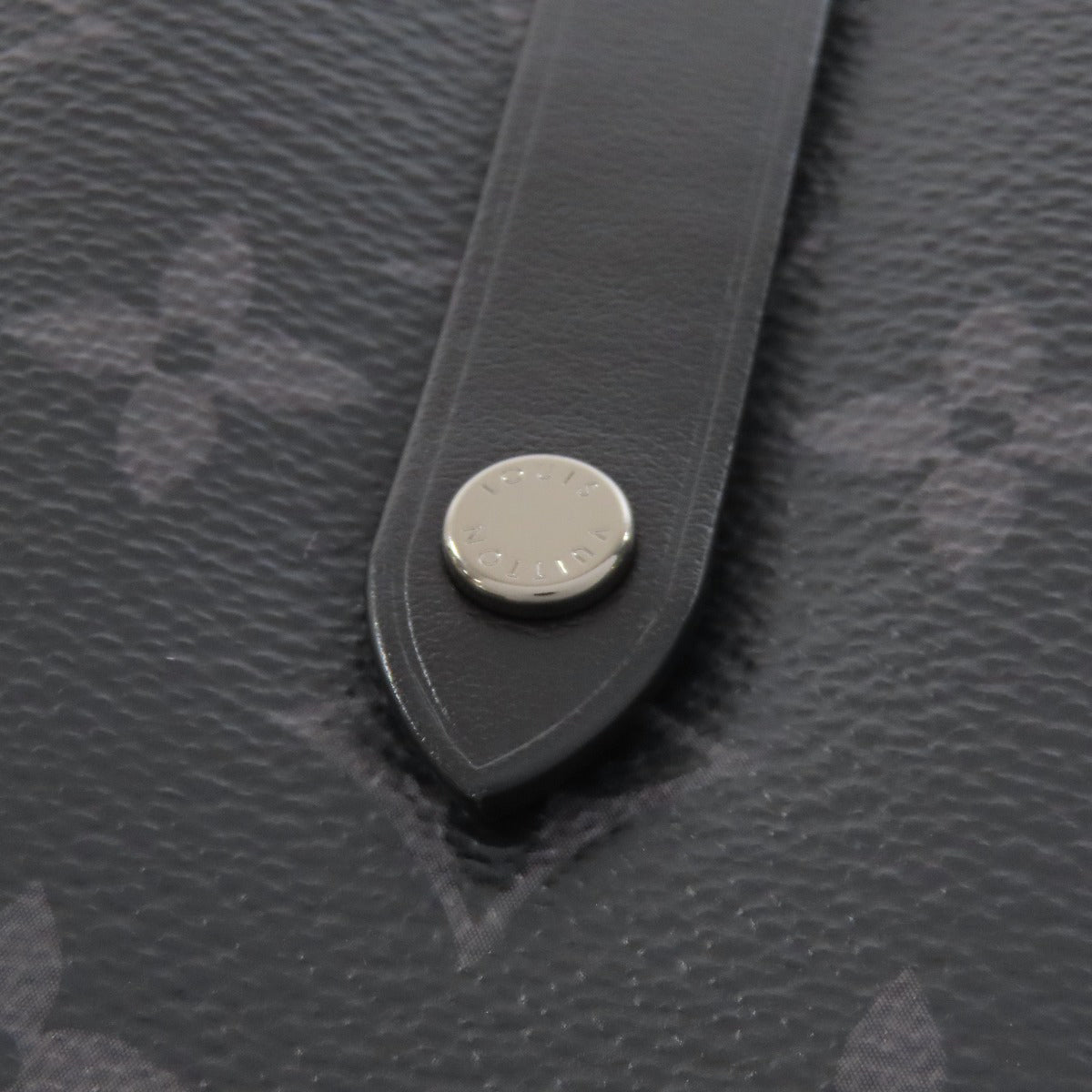 LOUIS VUITTON ルイヴィトン M69534 ダブルフォンポーチ ショルダーストラップ モノグラムエクリプス メンズ 中古
