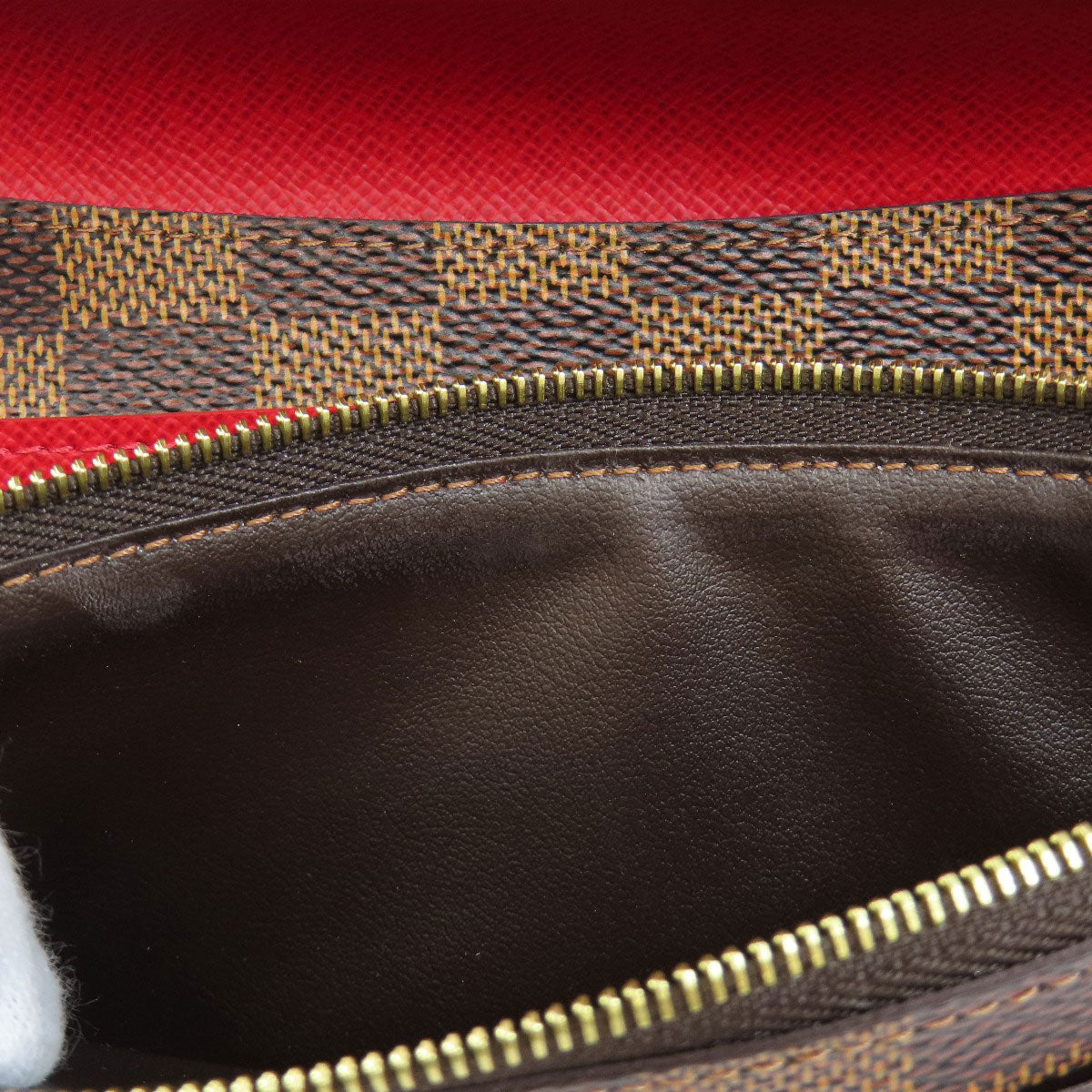 LOUIS VUITTON ルイヴィトン M60697 ポルトフォイユ・エミリー 長財布（小銭入れあり） モノグラムキャンバス レディース 中古