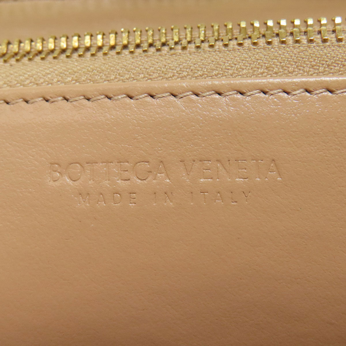 BOTTEGA VENETA ボッテガヴェネタ イントレチャート 長財布（小銭入れあり） レザー レディース 中古