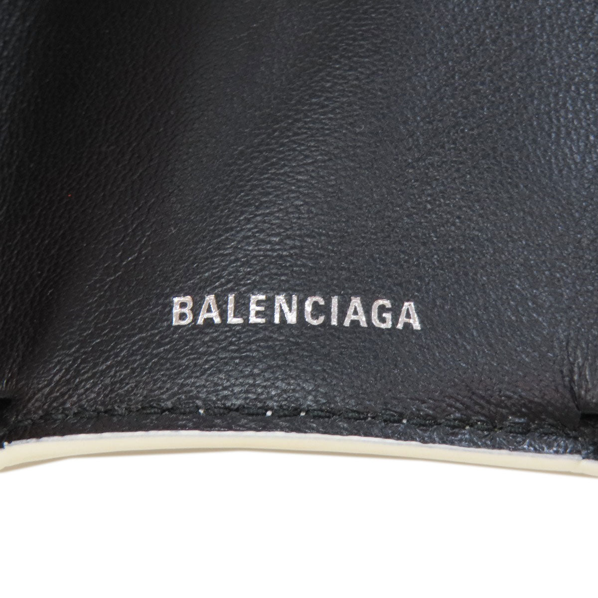 BALENCIAGA バレンシアガ 516402 ロゴ 三つ折り財布 二つ折り財布（小銭入れあり） レザー レディース 中古