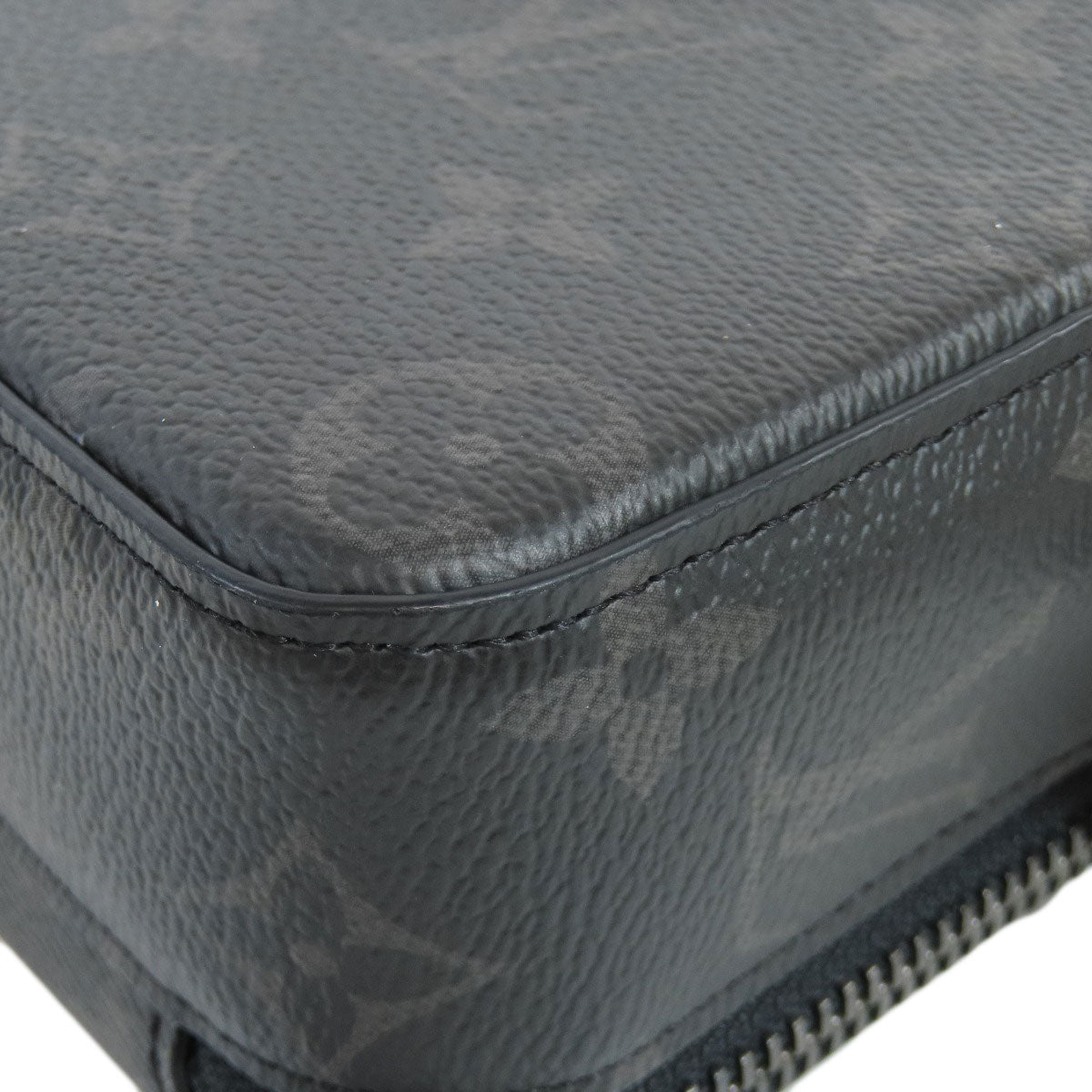 LOUIS VUITTON ルイヴィトン M81260 アルファ・ウェアラブル ショルダーバッグ モノグラムエクリプス メンズ 中古