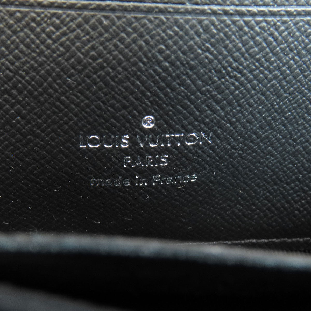 LOUIS VUITTON ルイヴィトン M81260 アルファ・ウェアラブル ショルダーバッグ モノグラムエクリプス メンズ 中古