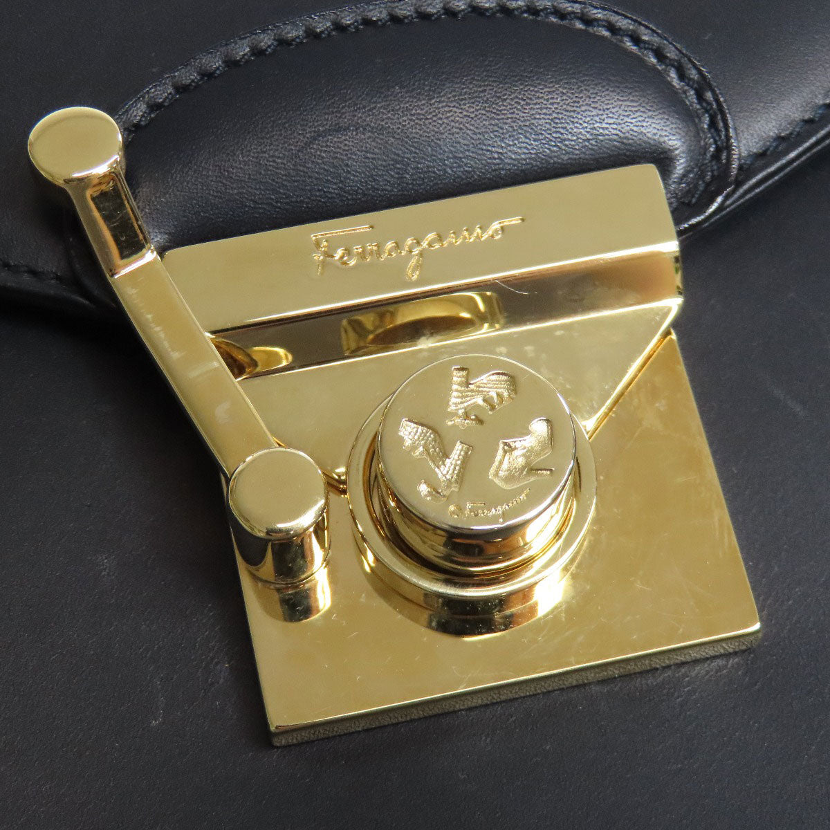 Salvatore Ferragamo サルヴァトーレフェラガモ 2WAY ハンドバッグ レザー レディース 中古