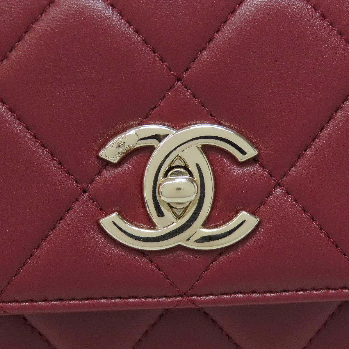 CHANEL シャネル マトラッセ 2WAY ゴールド金具 ハンドバッグ ラムスキン レディース 中古