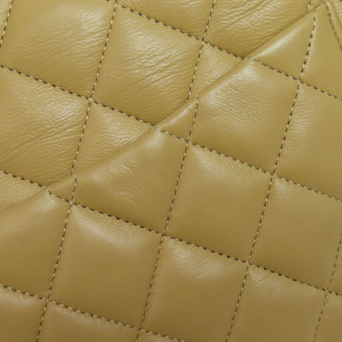CHANEL シャネル チェーンショルダー マトラッセ ゴールド金具 ショルダーバッグ ラムスキン レディース 中古