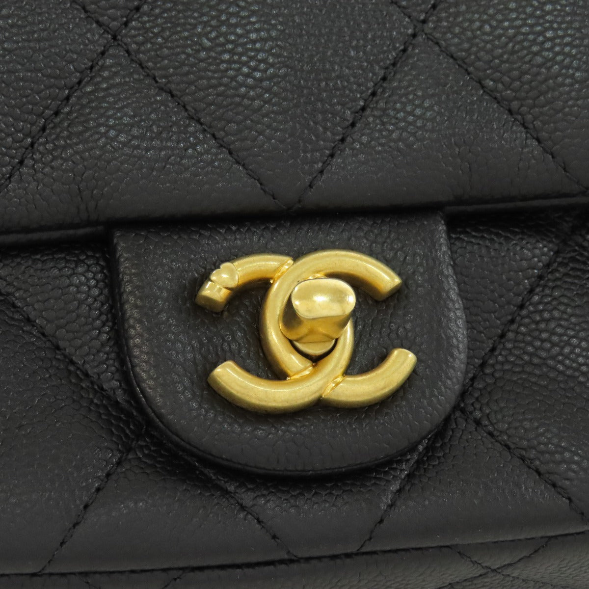 CHANEL シャネル チェーンショルダー ココマーク ゴールド金具 ショルダーバッグ グレインド カーフスキン レディース 中古