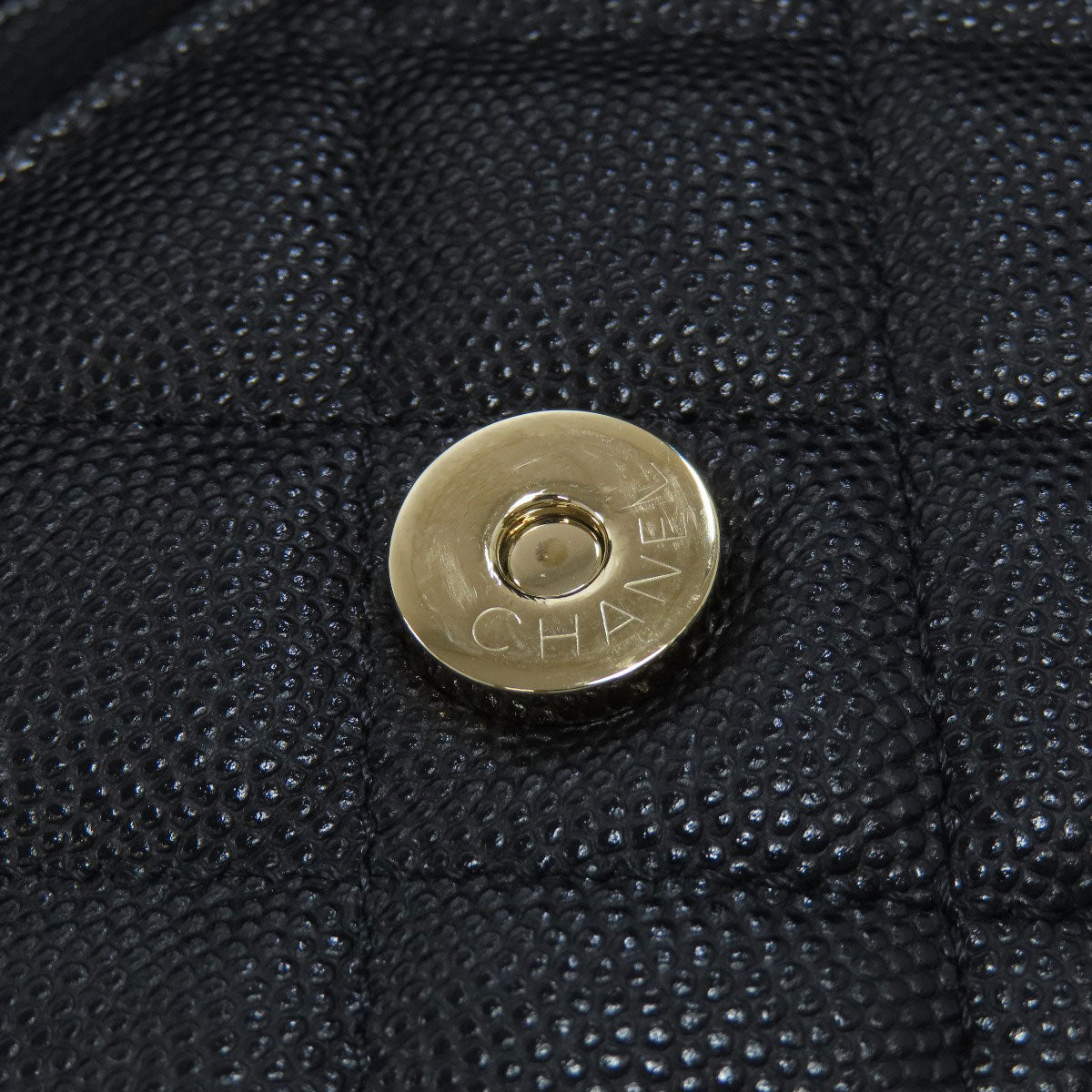 CHANEL シャネル チェーンショルダー マトラッセ ゴールド金具 ショルダーバッグ グレインド カーフスキン レディース 中古