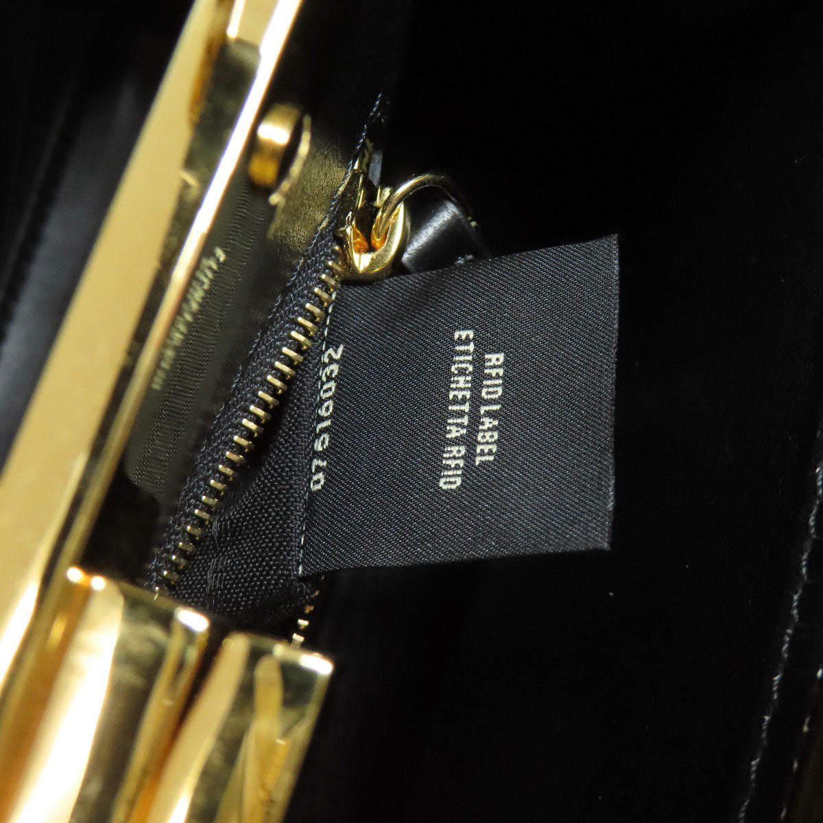 FENDI フェンディ フェンダーチェ ミニピーカブー ハンドバッグ カーフ レディース 中古