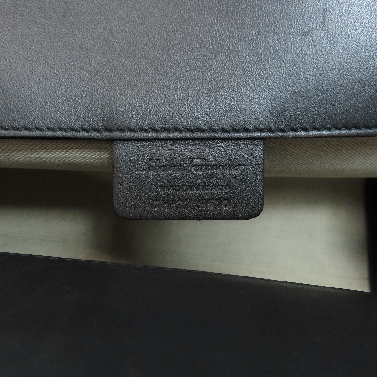 Salvatore Ferragamo サルヴァトーレフェラガモ ガンチーニモチーフ ハンドバッグ キャンバス レディース 中古