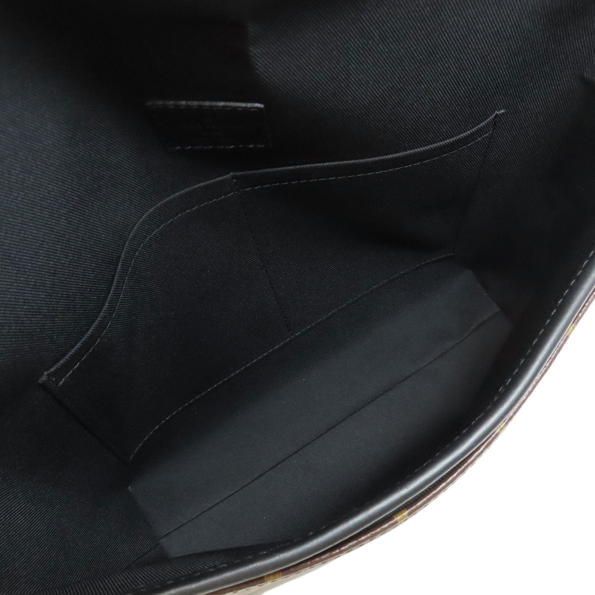 LOUIS VUITTON ルイヴィトン M45557 マグネティック メッセンジャー ショルダーバッグ モノグラムマカサー レディース 中古
