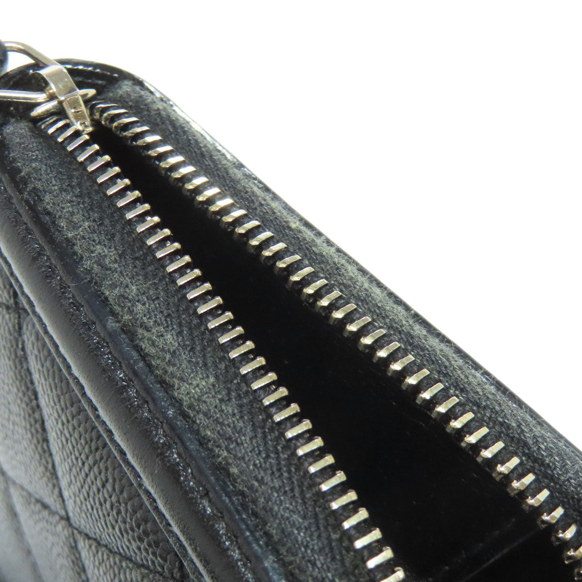 CHANEL シャネル マトラッセ ゴールド金具 長財布（小銭入れあり） グレインド カーフスキン レディース 中古