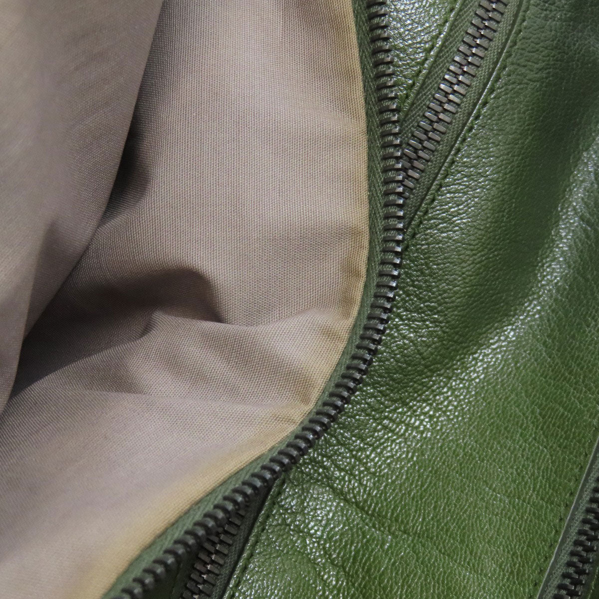 BOTTEGA VENETA ボッテガヴェネタ ロゴ トートバッグ レザー レディース 中古