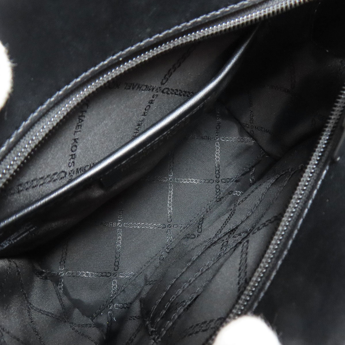 Michael Kors マイケルコース ロゴ ショルダーバッグ レザー レディース 中古