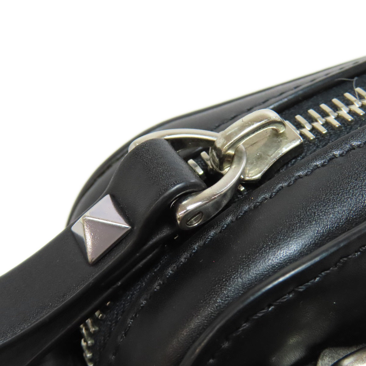 VALENTINO バレンティノ ロゴ ショルダーバッグ レザー レディース 中古