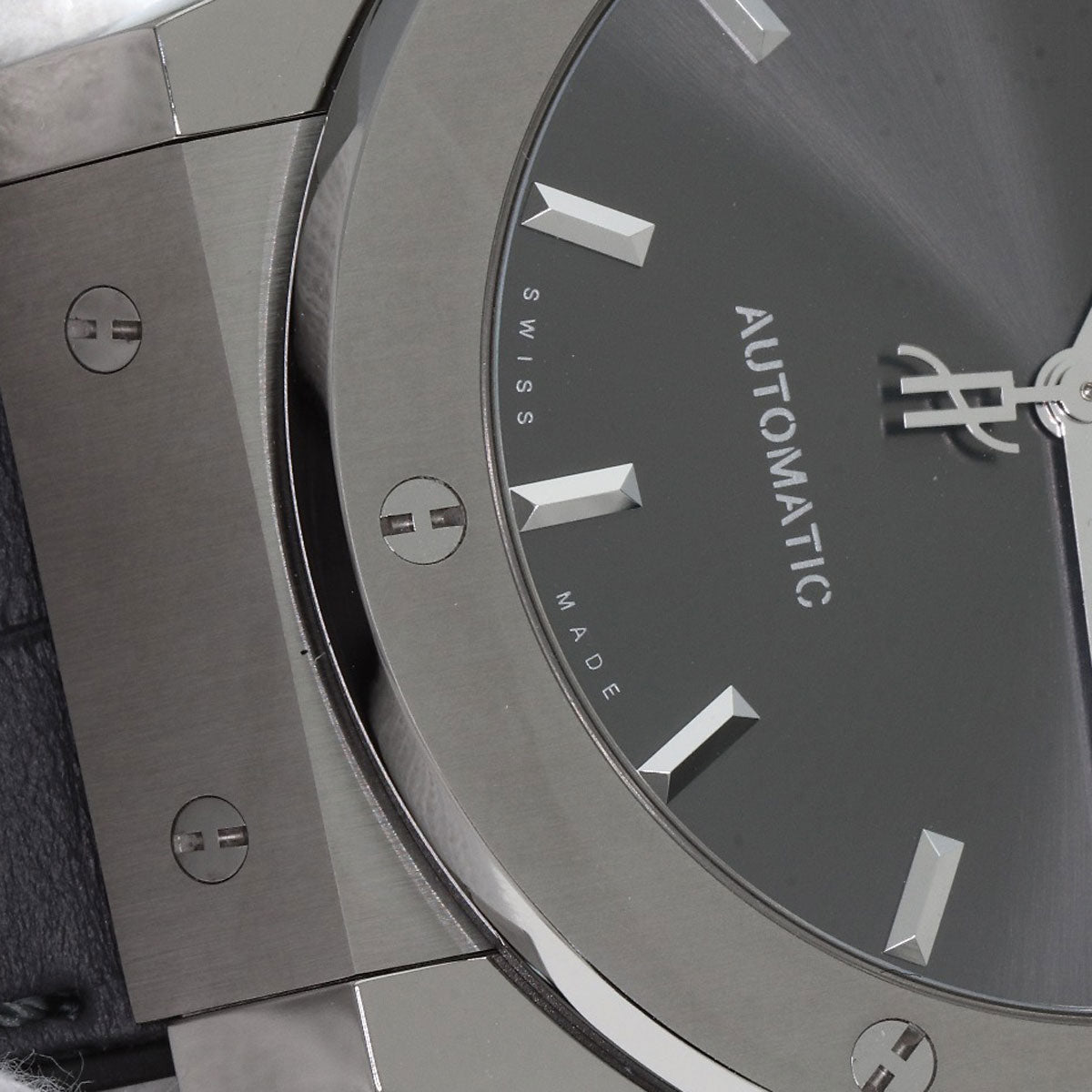 HUBLOT ウブロ 511.NX.7071.LR クラシックフュージョン レーシンググレー 腕時計 チタニウム メンズ 中古