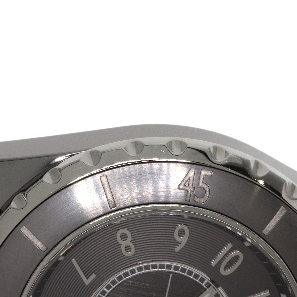CHANEL シャネル H2978 J12 33mm クロマティック 腕時計 チタン/セラミック レディース 中古