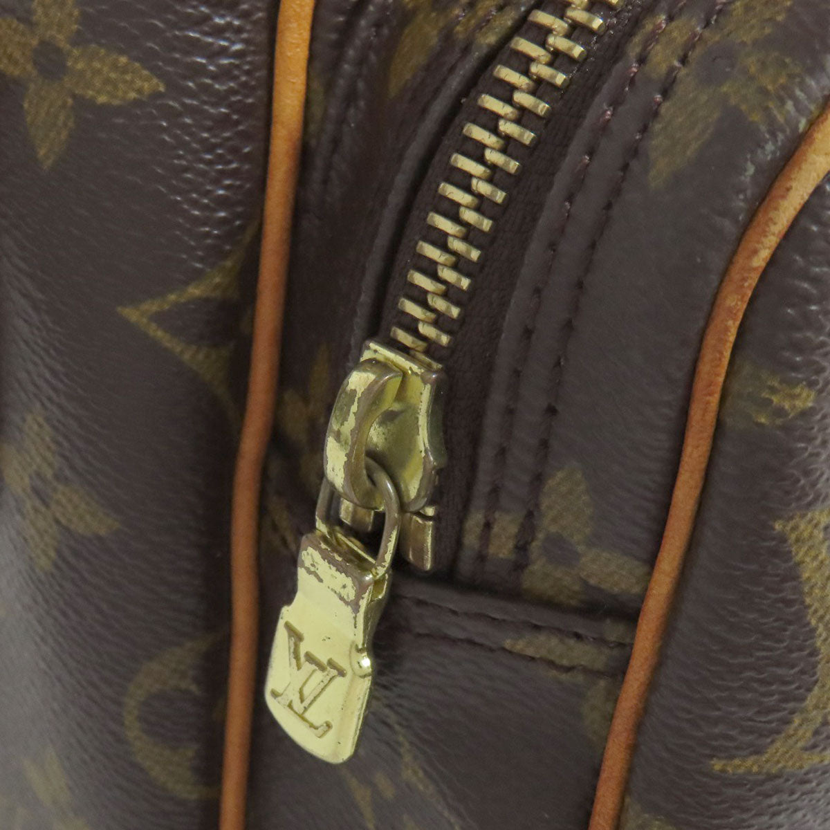 LOUIS VUITTON ルイヴィトン M45244 ナイル ショルダーバッグ モノグラムキャンバス レディース 中古