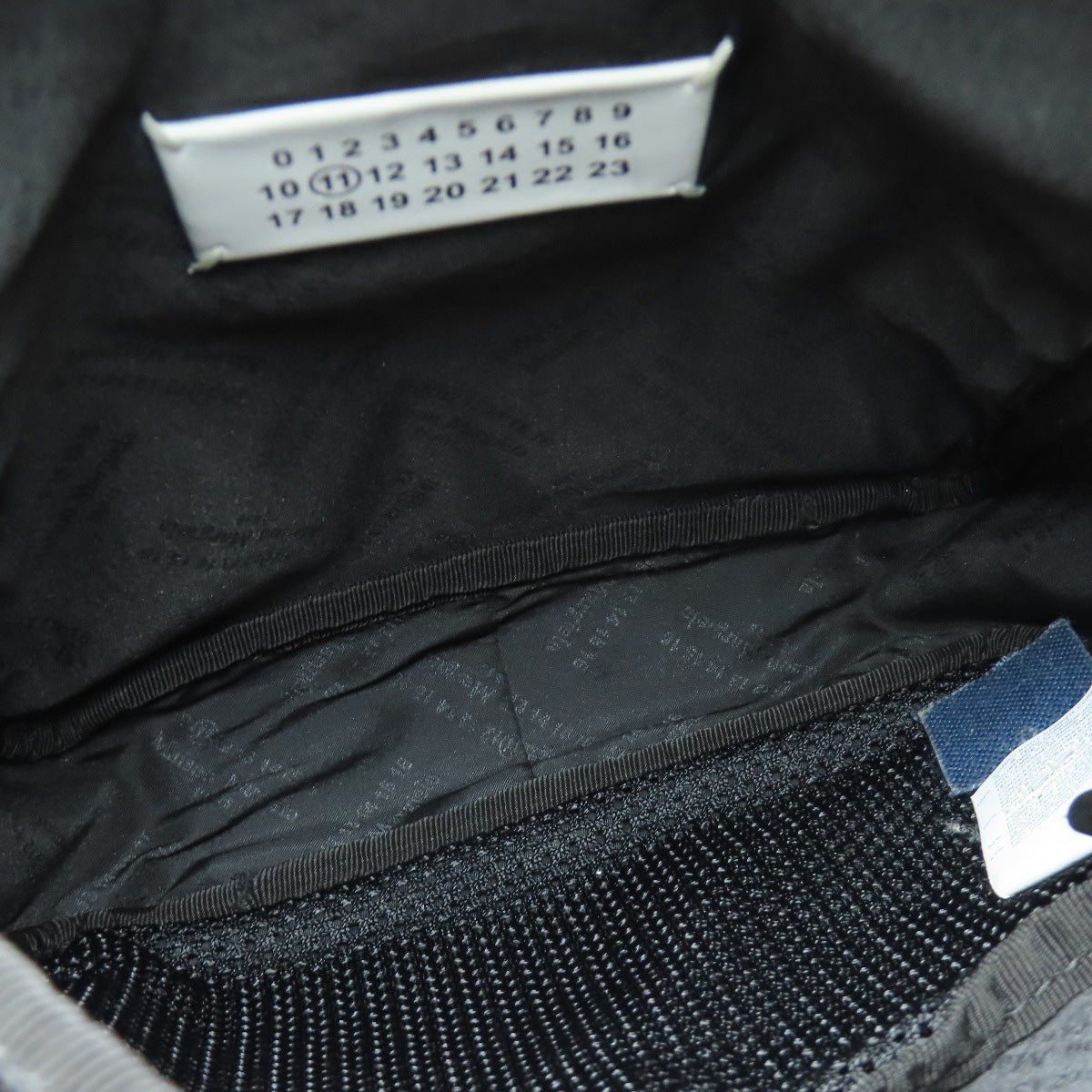 MaisonMargiela メゾン・マルジェラ ロゴ ショルダーバッグ キャンバス レディース 中古
