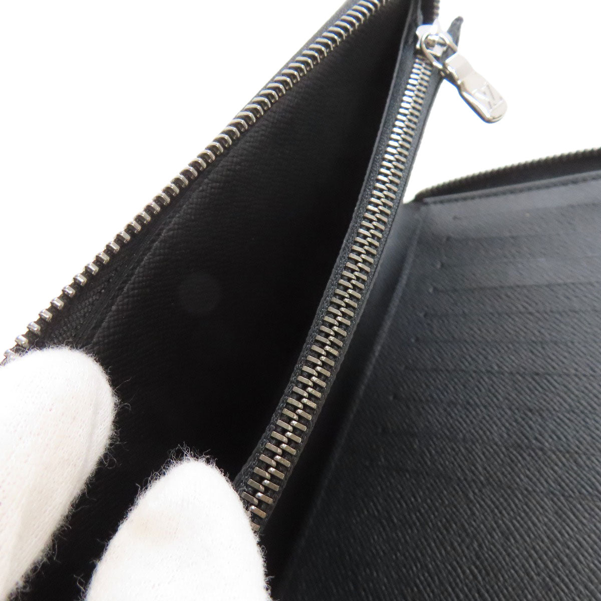 LOUIS VUITTON ルイヴィトン M62295 ジッピーウォレット・ヴェルティカル 長財布（小銭入れあり） モノグラムエクリプス レディース 中古