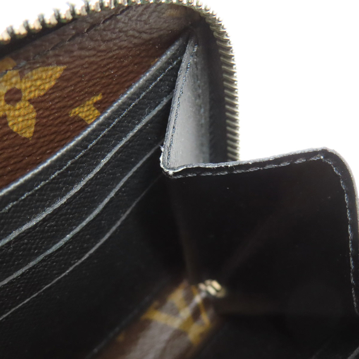 LOUIS VUITTON ルイヴィトン M69407 ジッピー・ドラゴンヌ 長財布（小銭入れあり） モノグラムマカサー レディース 中古