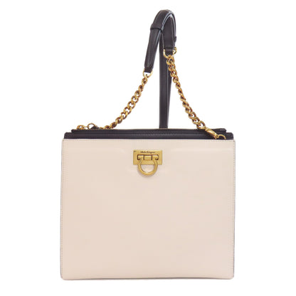 Salvatore Ferragamo サルヴァトーレフェラガモ ガンチーニ金具 ショルダーバッグ レザー レディース 中古