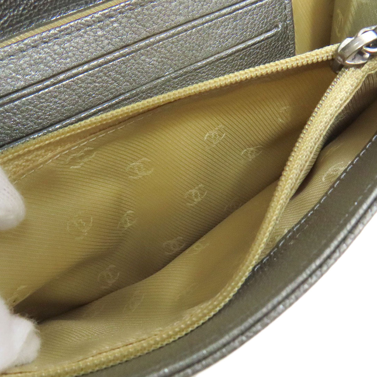 CHANEL シャネル ココマーク シルバー金具 長財布（小銭入れあり） カーフ レディース 中古
