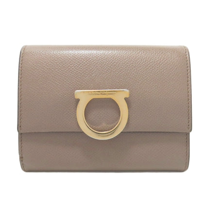 Salvatore Ferragamo サルヴァトーレフェラガモ ガンチーニ金具モチーフ 二つ折り財布（小銭入れあり） レザー レディース 中古