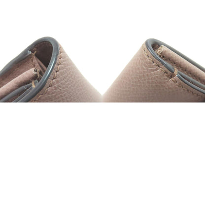 Salvatore Ferragamo サルヴァトーレフェラガモ ガンチーニ金具モチーフ 二つ折り財布（小銭入れあり） レザー レディース 中古