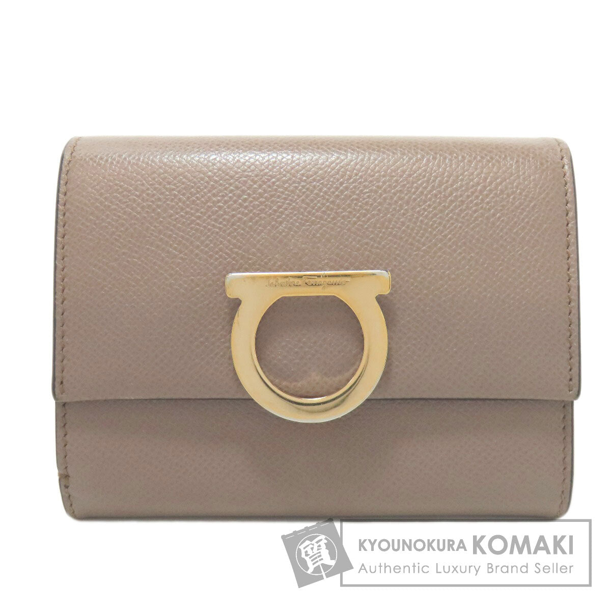 Salvatore Ferragamo サルヴァトーレフェラガモ ガンチーニ金具モチーフ 二つ折り財布（小銭入れあり） レザー レディース 中古