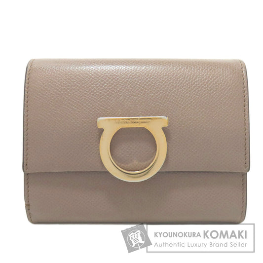 Salvatore Ferragamo サルヴァトーレフェラガモ ガンチーニ金具モチーフ 二つ折り財布（小銭入れあり） レザー レディース 中古