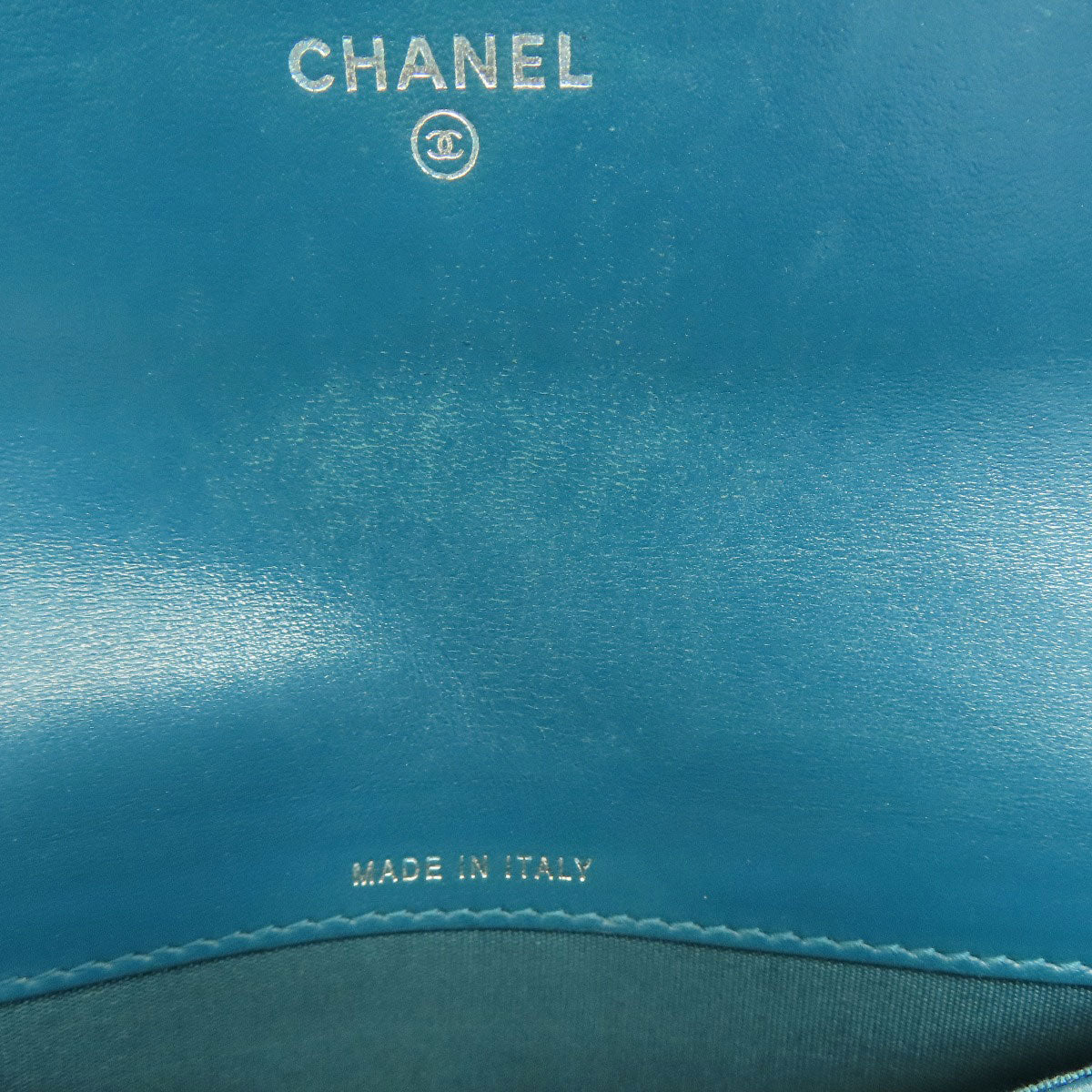 CHANEL シャネル Vステッチ ココマーク シルバー金具 長財布（小銭入れあり） カーフ レディース 中古
