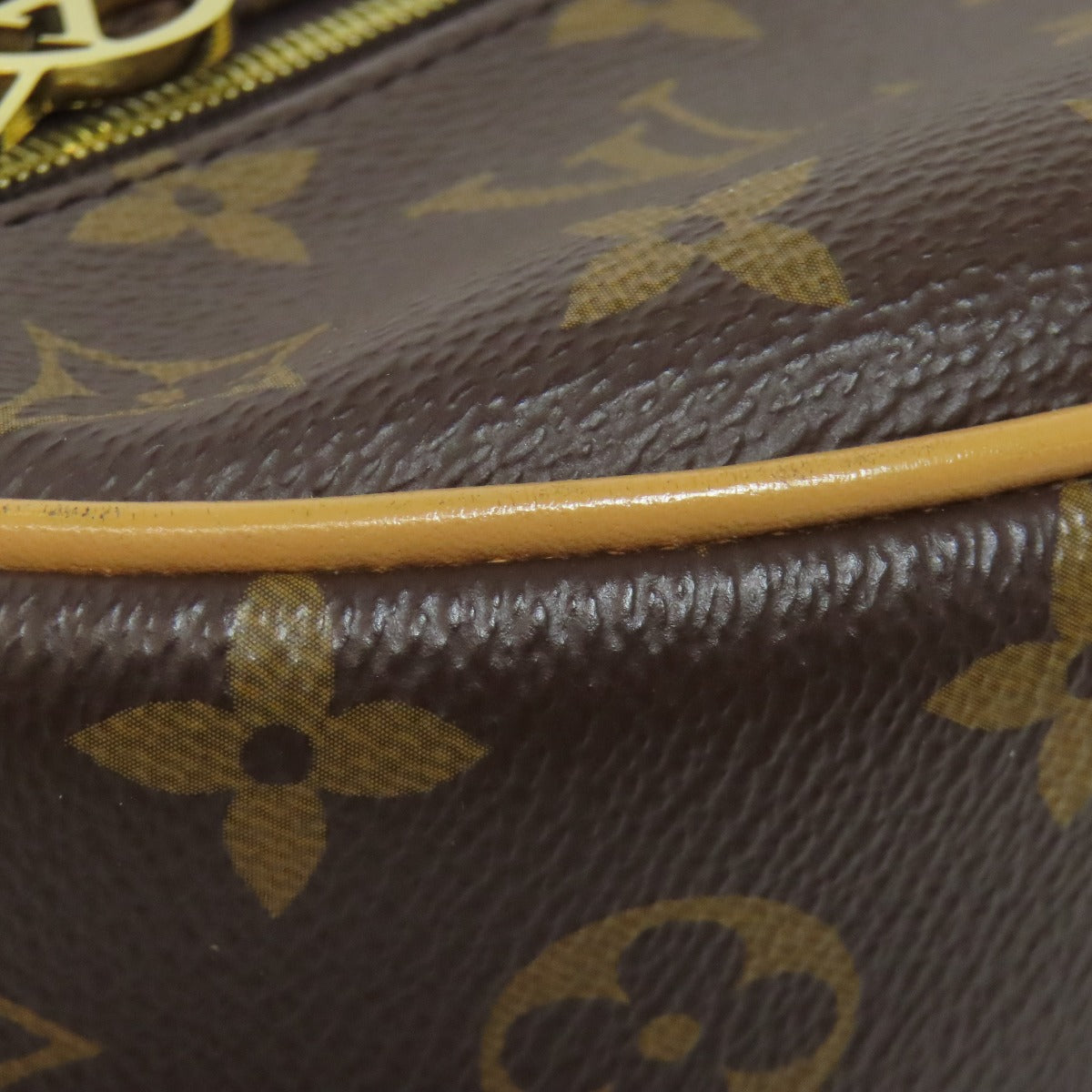 LOUIS VUITTON ルイヴィトン M81098 ループ ショルダーバッグ モノグラムキャンバス レディース 中古