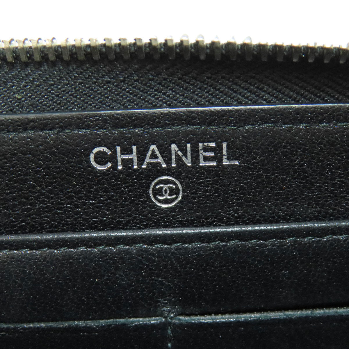 CHANEL シャネル マドモアゼル シルバー金具 長財布（小銭入れあり） ラムスキン レディース 中古