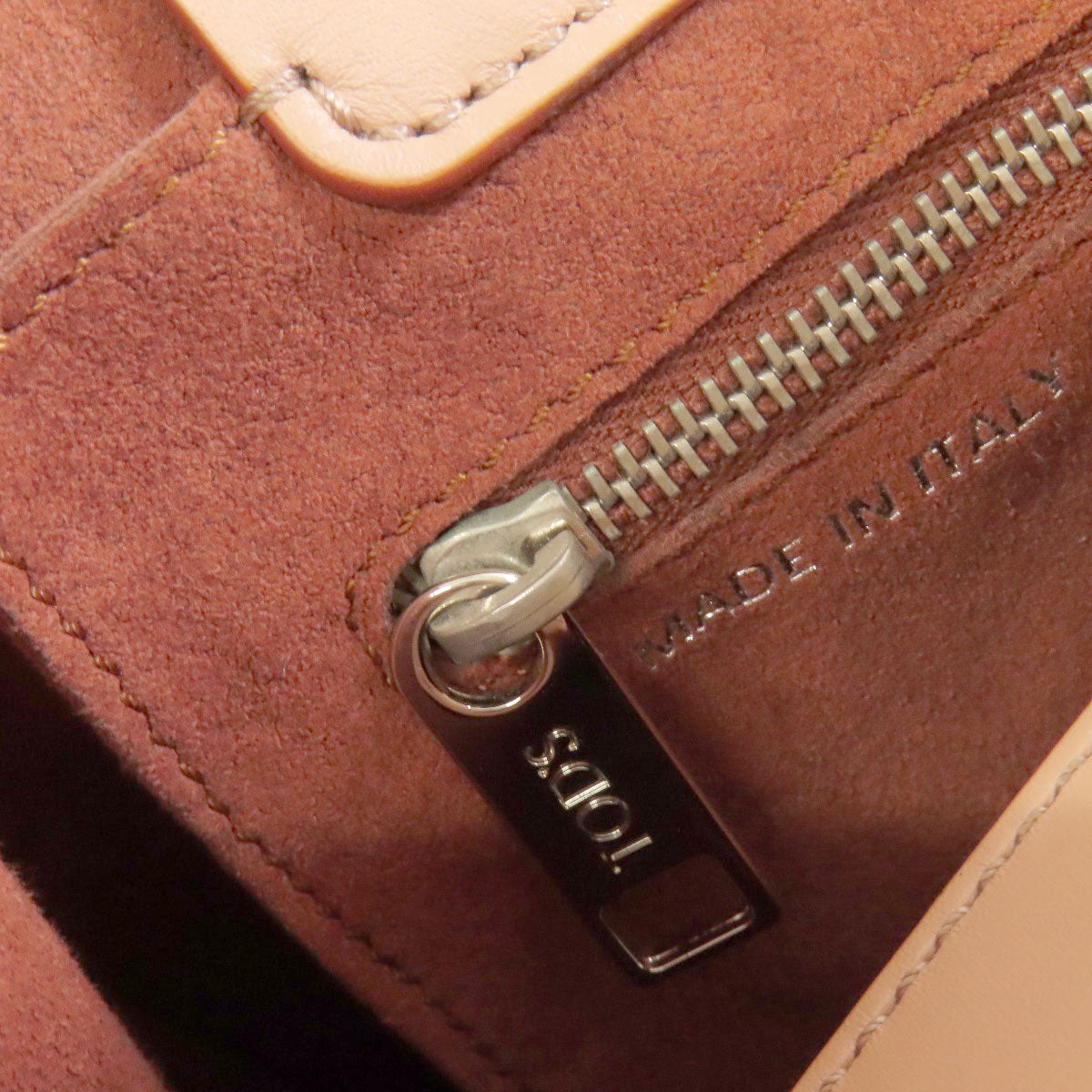 TODS トッズ シンプルデザイン ハンドバッグ レザー レディース 中古