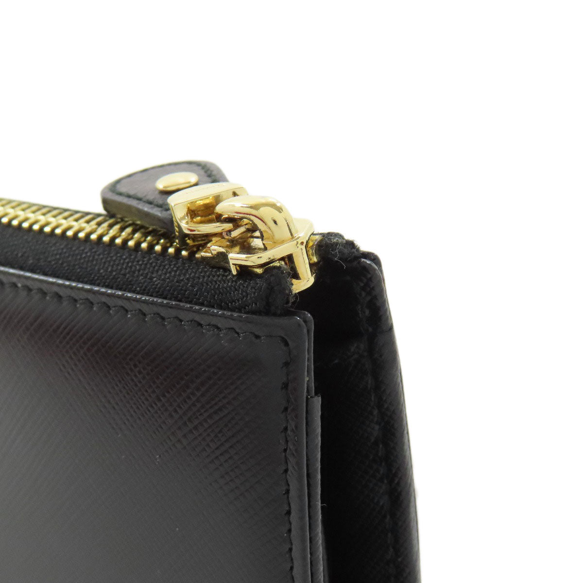 Salvatore Ferragamo サルヴァトーレフェラガモ ヴァラリボン 長財布（小銭入れあり） レザー レディース 中古