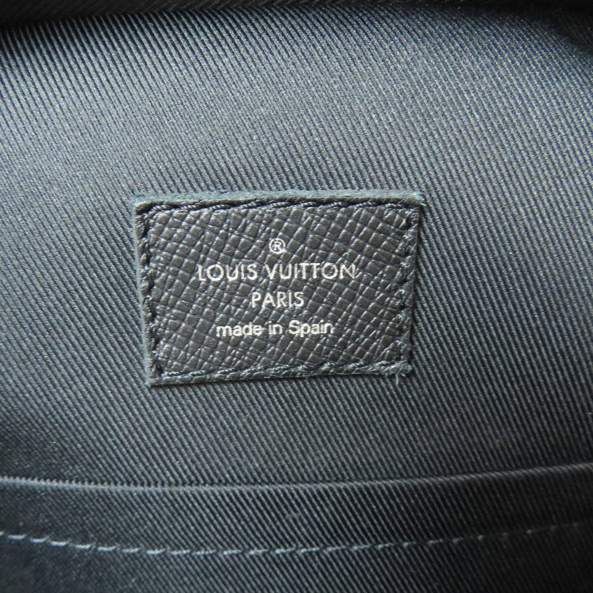 LOUIS VUITTON ルイヴィトン M30741 アウトドアスリングバッグ ボディバッグ タイガラマ レディース 中古