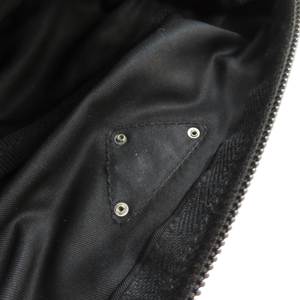 PRADA プラダ ロゴ金具 ヒップバッグ・ウエストバッグ ナイロン レディース 中古