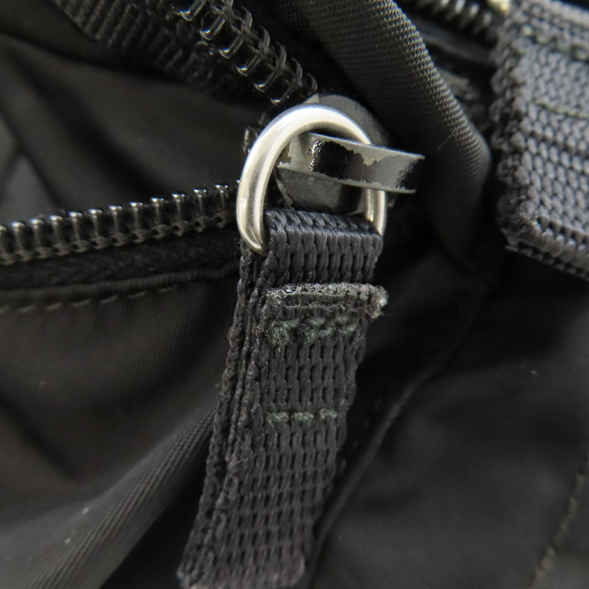 PRADA プラダ ロゴ金具 ヒップバッグ・ウエストバッグ ナイロン レディース 中古