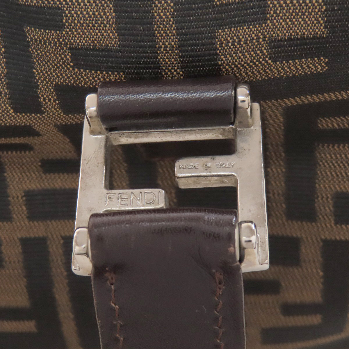 FENDI フェンディ ズッカ柄 ハンドバッグ キャンバス レディース 中古