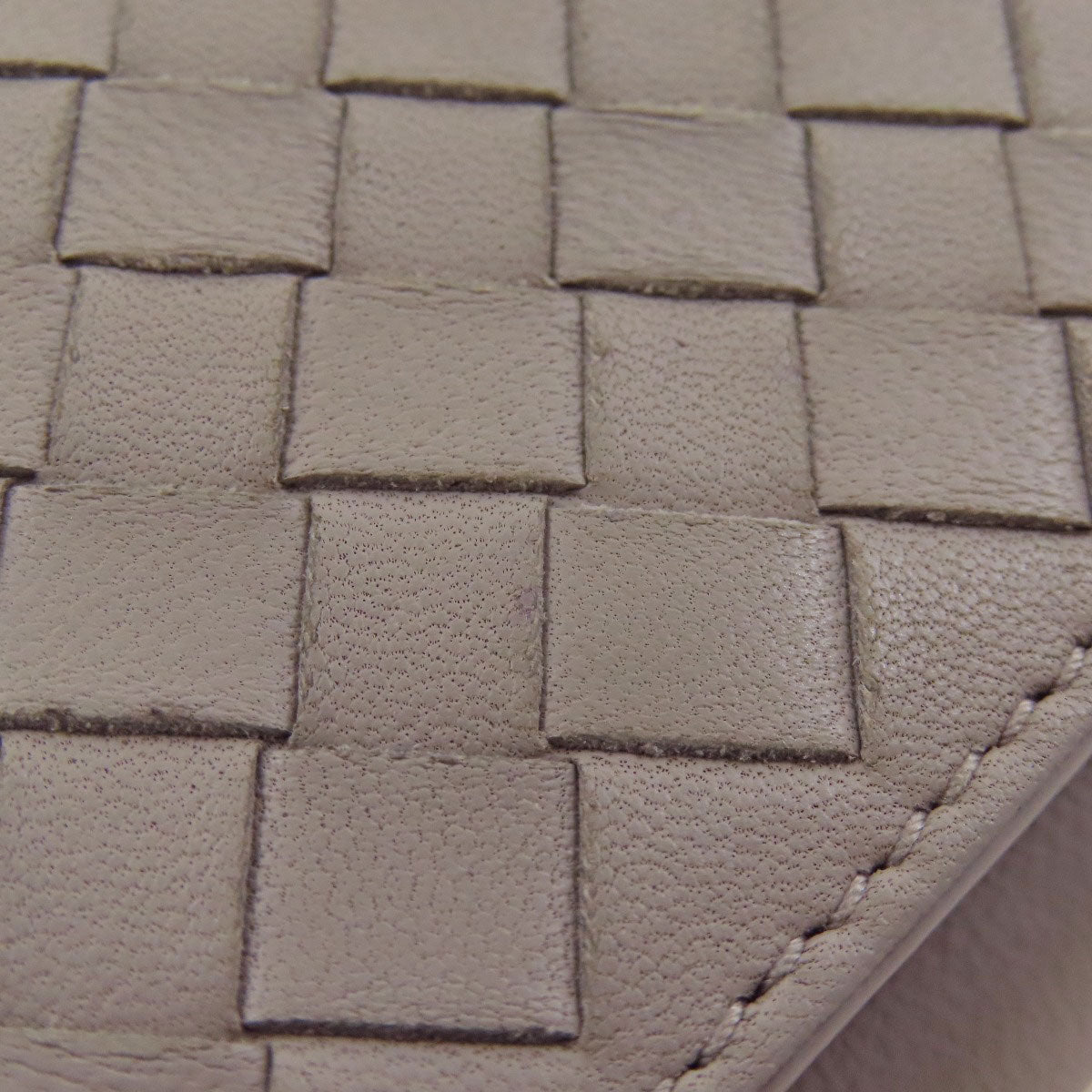 BOTTEGA VENETA ボッテガヴェネタ コンパクトウォレット イントレチャート 二つ折り財布（小銭入れあり） カーフ レディース 中古