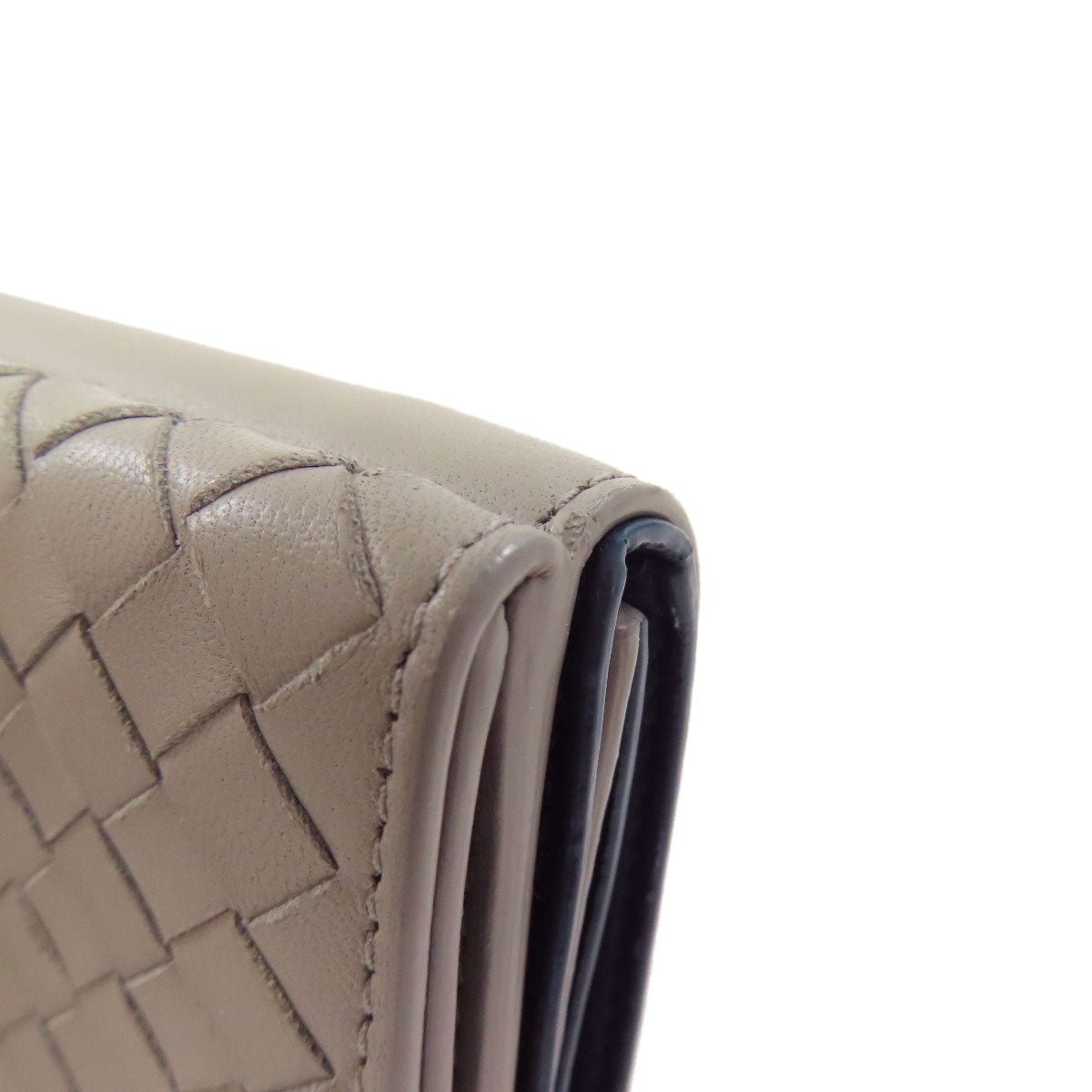 BOTTEGA VENETA ボッテガヴェネタ コンパクトウォレット イントレチャート 二つ折り財布（小銭入れあり） カーフ レディース 中古