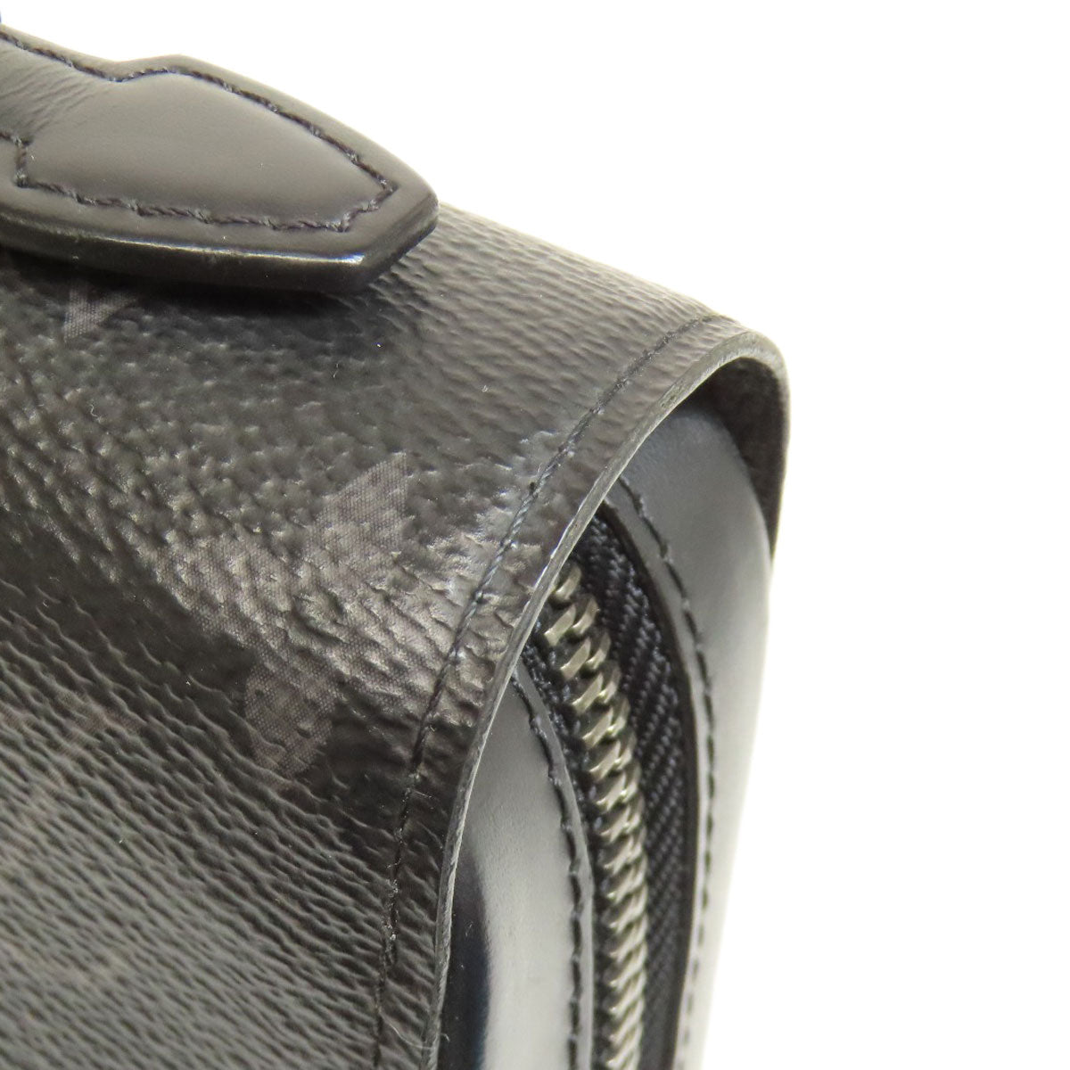 LOUIS VUITTON ルイヴィトン M61698 ジッピーXL セカンドバッグ モノグラムエクリプス メンズ 中古