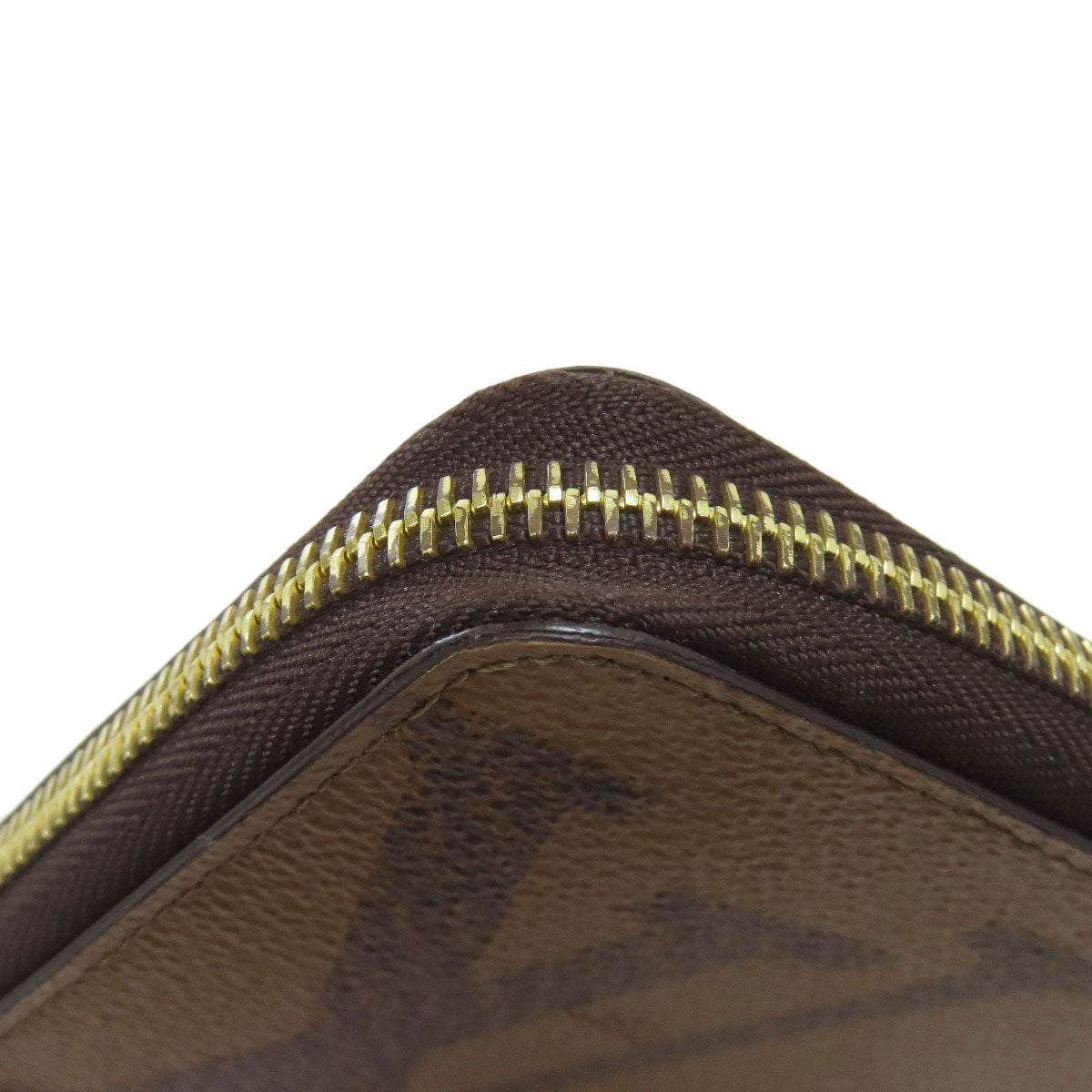 LOUIS VUITTON ルイヴィトン M69353 ジッピー・ウォレット 長財布（小銭入れあり） モノグラムジャイアント レディース 中古
