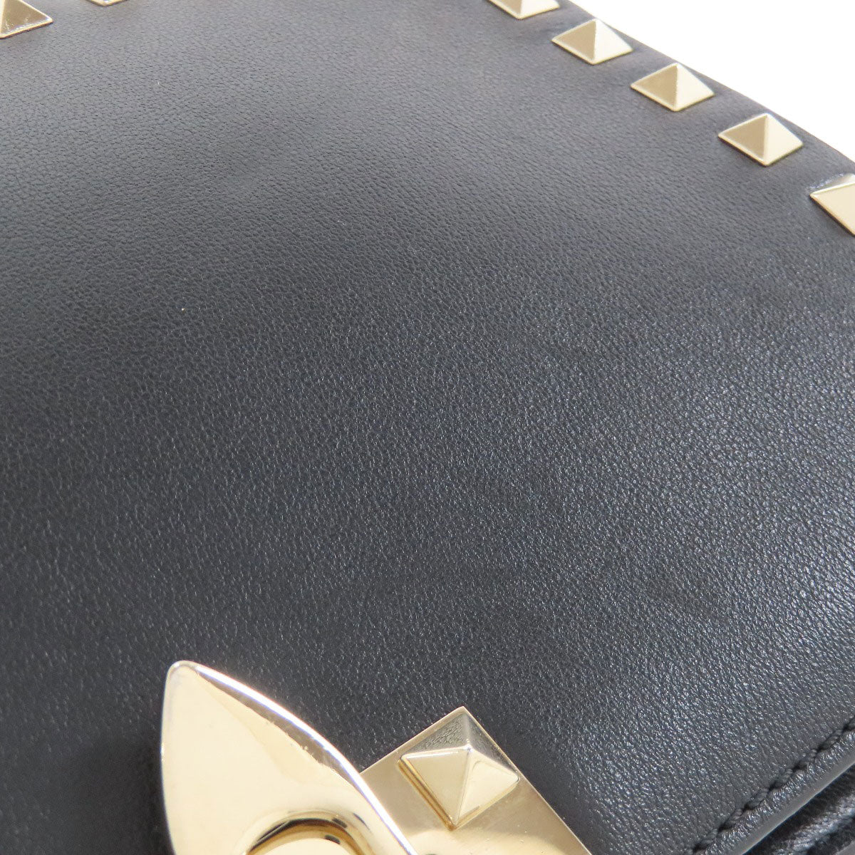VALENTINO ヴァレンティノ スタッズ ショルダーバッグ レザー レディース 中古