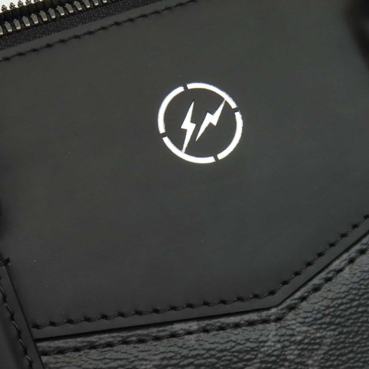 LOUIS VUITTON ルイヴィトン M43280 エクスプローラー フラグメントコラボ ビジネスバッグ モノグラムエクリプス メンズ 中古