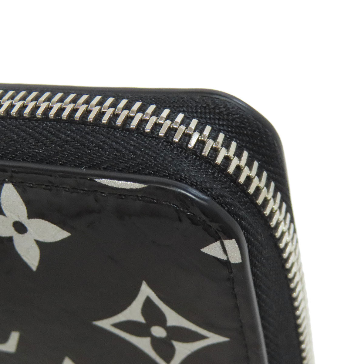 LOUIS VUITTON ルイヴィトン N96955 ジッピー・ウォレット モノグラムエキゾチック 長財布（小銭入れあり） パイソン レディース 中古